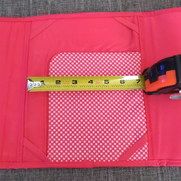 Thirty-One fold-it-up organizer tablet case in Citrus Medallion - Picture 5 of 12